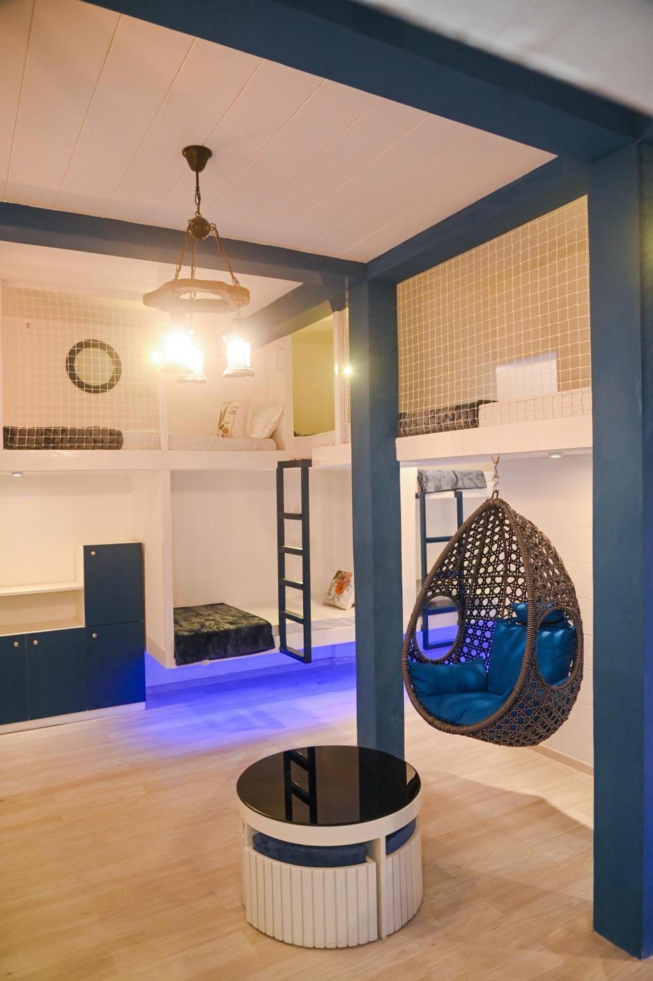 The Voyage - Cafe Hostel Cowork 浦那 外观 照片