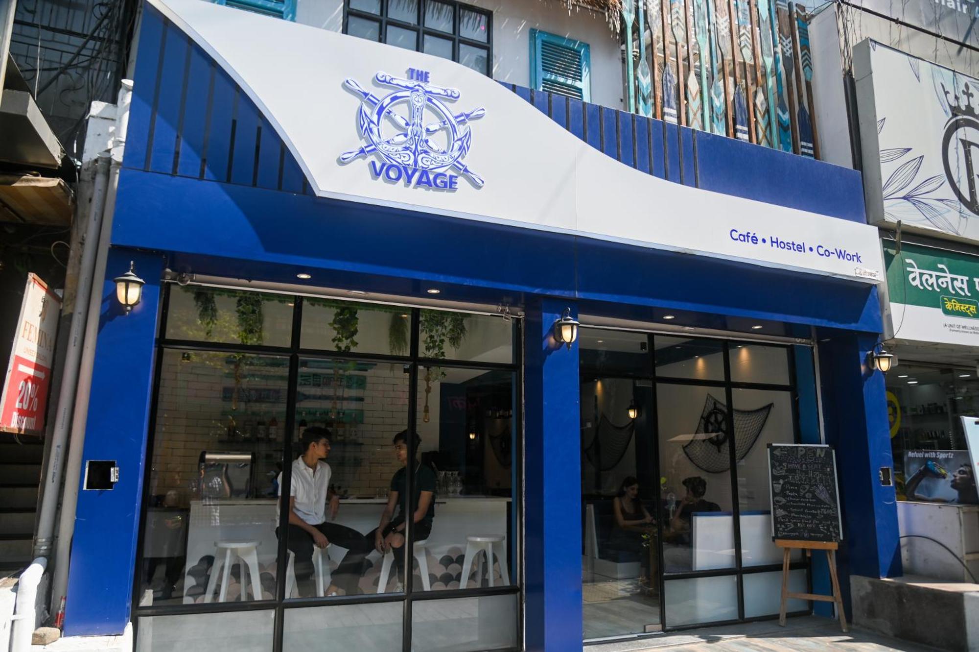 The Voyage - Cafe Hostel Cowork 浦那 外观 照片